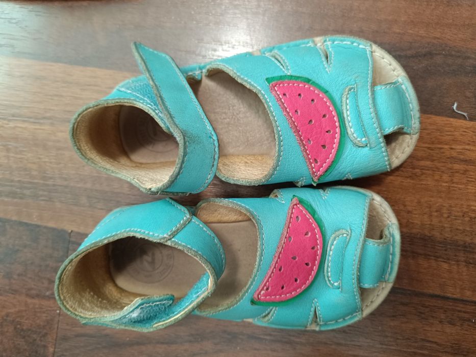 Детски боси обувки за момче и момиче