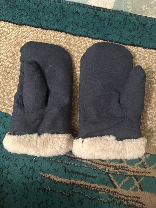 Продам мужские варежки