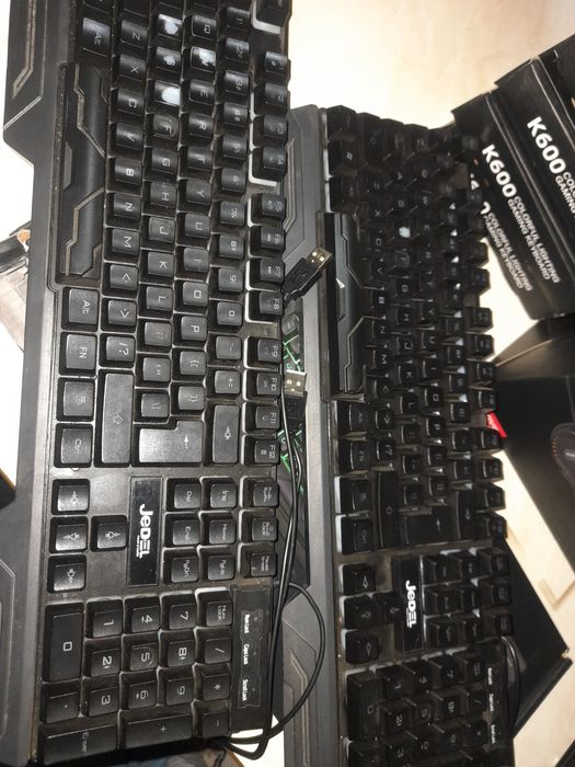 Klavyatura jed k600 igravoy sotiladi