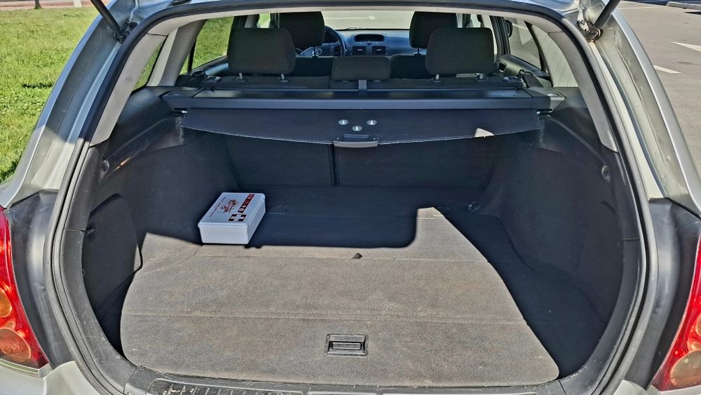 Toyota Avensis 2.0 D4D 116cp • Clima • Motorul foarte fiabil si economic