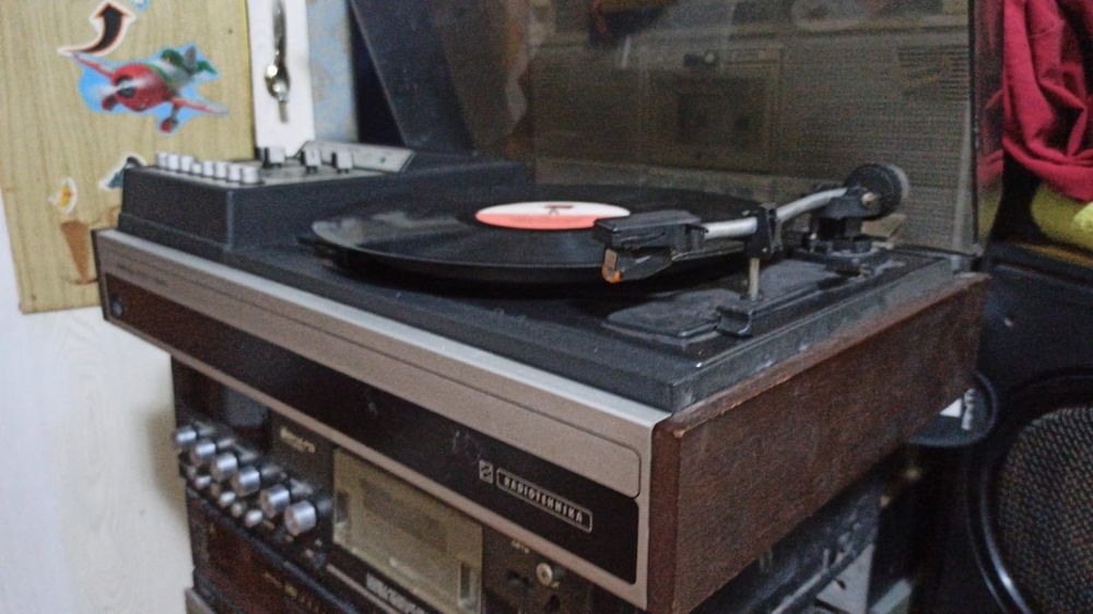 Виниловый проигрыватель Мелодия 103