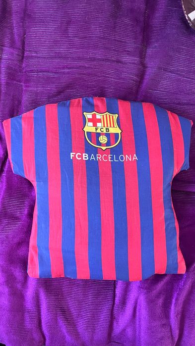 Продам подушку Messi