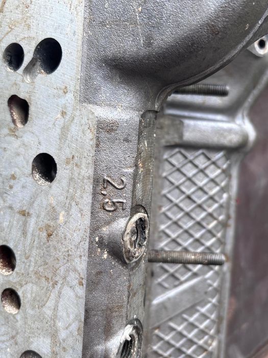 BMW 2.5 2.8 галовка