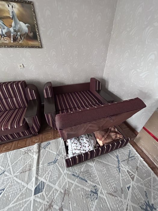 Продам 2 дивана за 100 тысячь