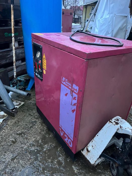 Compresor șurub fiac capacitate 500 litri