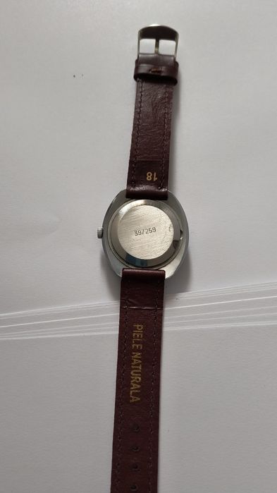 Ceas  sovietic,Raketa.