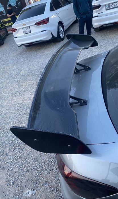 Спойлер на богаж