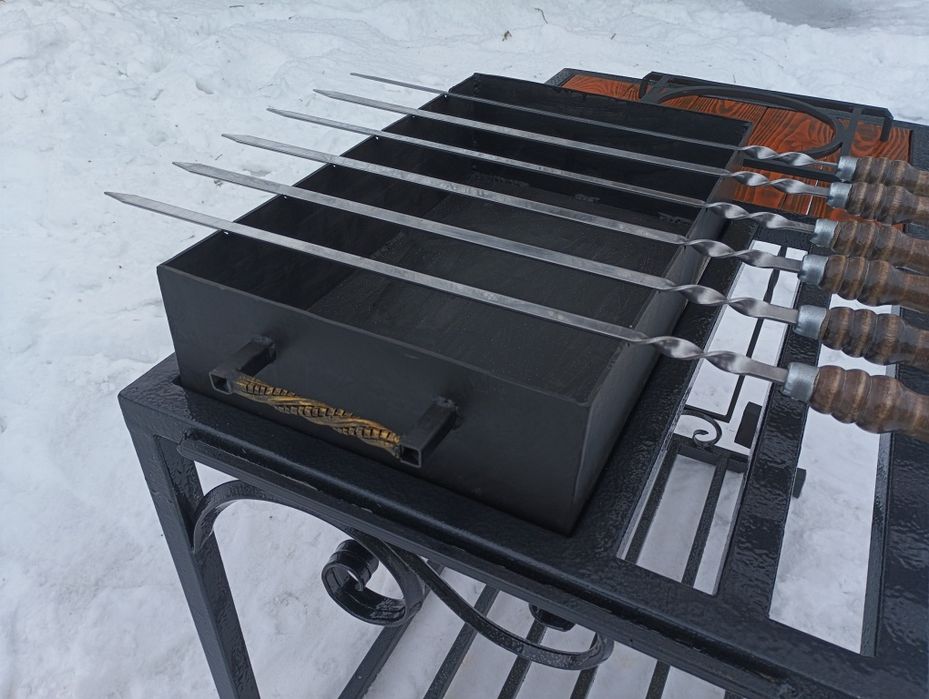 Продаёт новый мангал