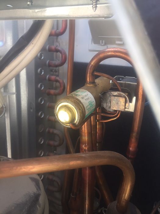 Ремонт  кондиционеров а также установка заправка  качество гарантия .