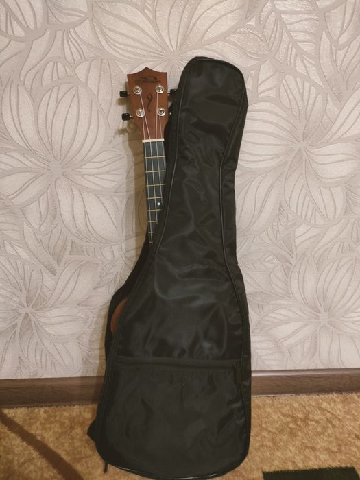 Укулеле тенор ALAU