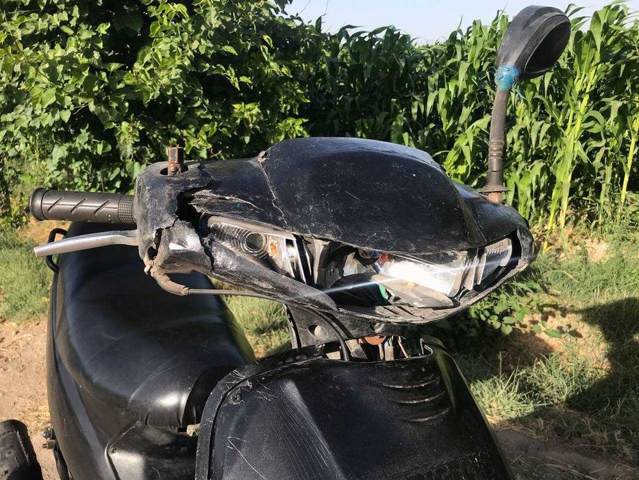 Скутер бензиновый, 72 куб., коробка автомат.