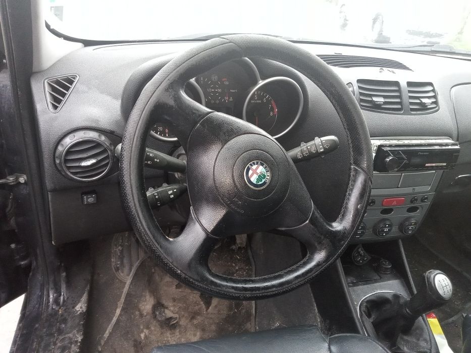 Alfa Romeo 147 1.6 16v spark 105кс на части!