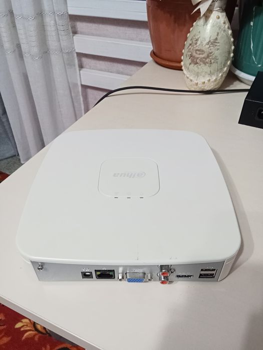 Видеорегистратор Dahua на 8 камер