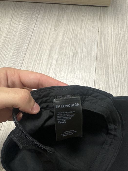 Sapca Balenciaga