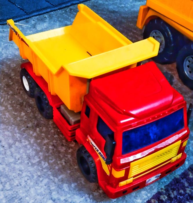 Продам Машинки для мальчика