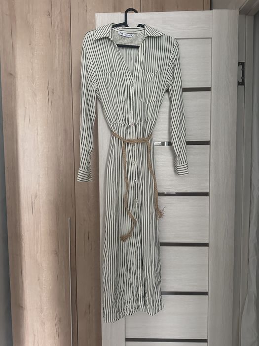 Платье Zara, размер 42