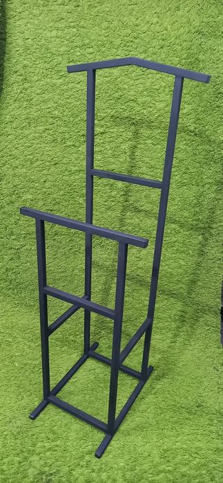 Вешалка для одежды. Немой слуга