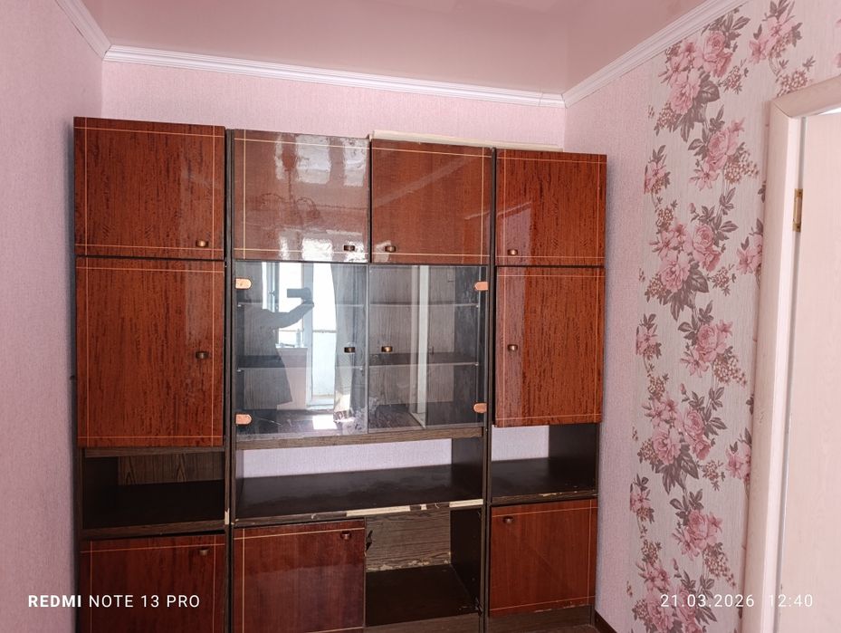 Продам шкаф с полками