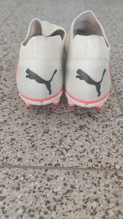 Ghete fotbal. Puma mărimea 38
