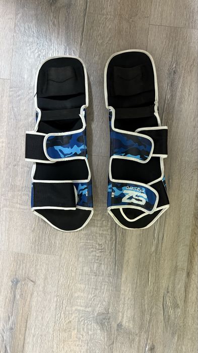 Протектори и ръкавици за Кикбокс