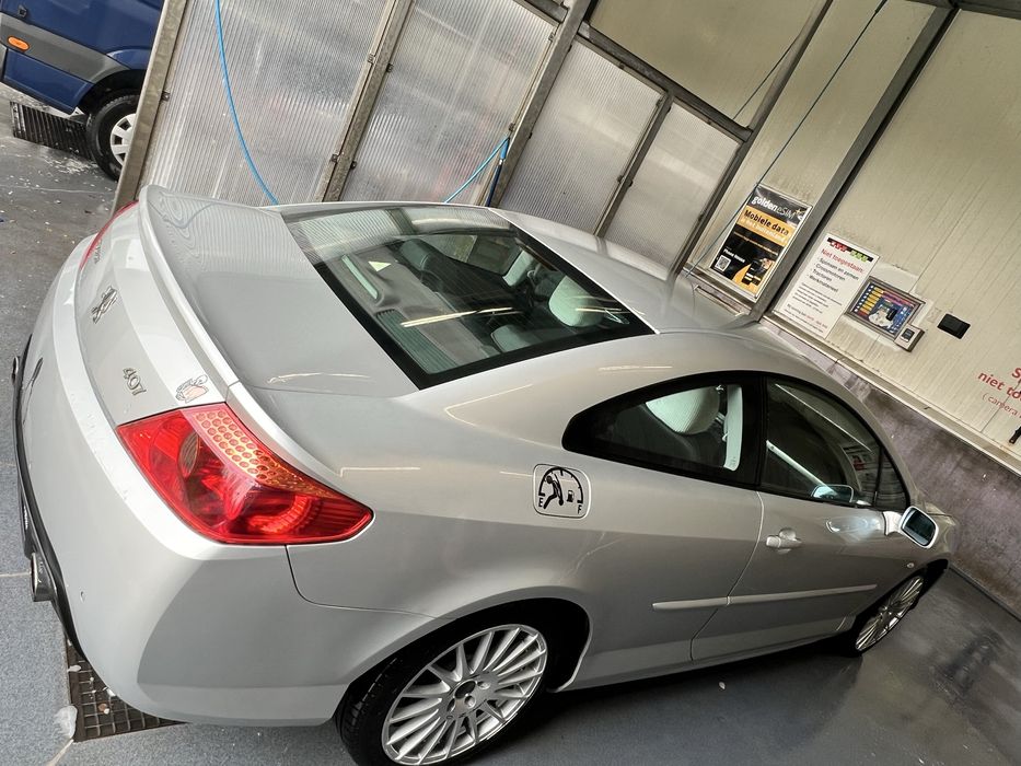 De vanzare peugeot 2800€
