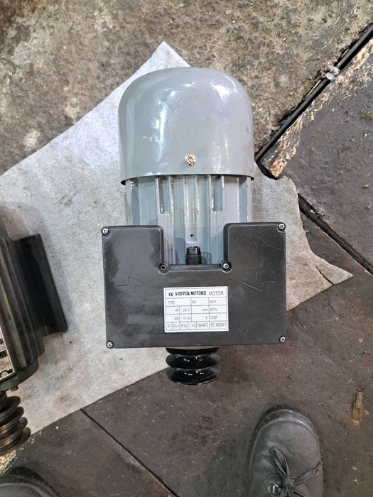 Продавам електромотори.