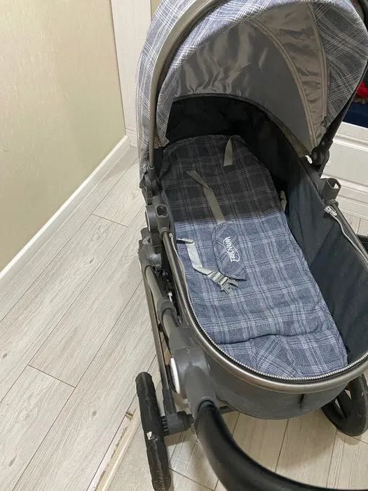 Продам коляску 3 в 1