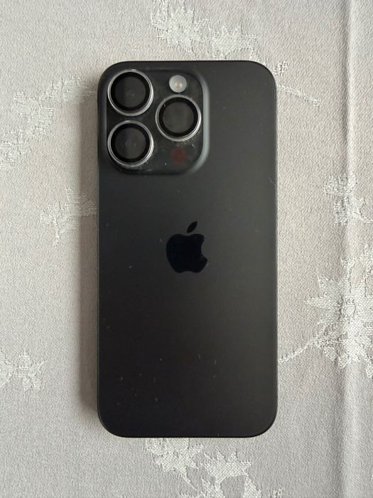 iPhone 15 pro 128 gb Black