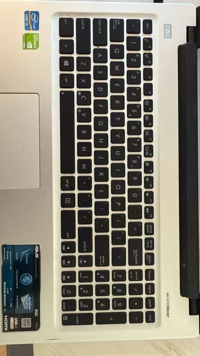 Laptop ASUS K56C – Intel Core i5, 4GB RAM, 750GB HDD, GeForce, 15.6