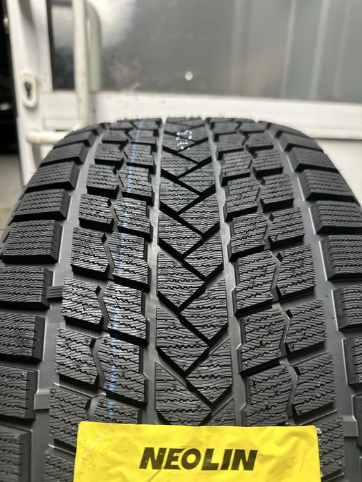 Нови зимни гуми NEOLIN L8 255/40R19 100V XL НОВ DOT БОРД 2554019
