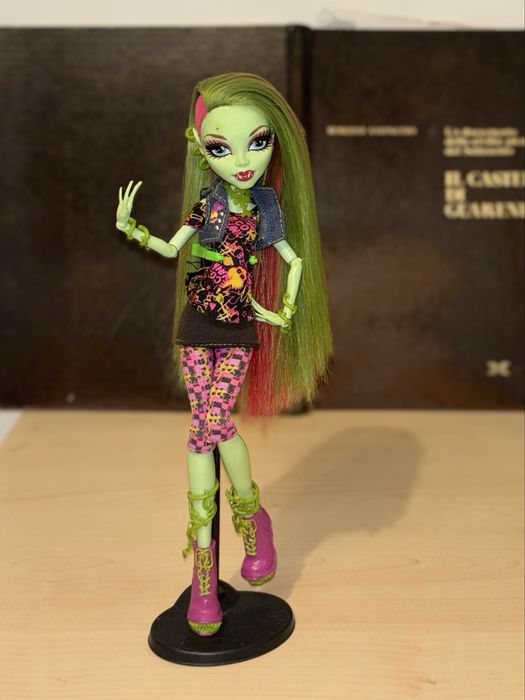 papusa monster high Venus McFlytrap basic