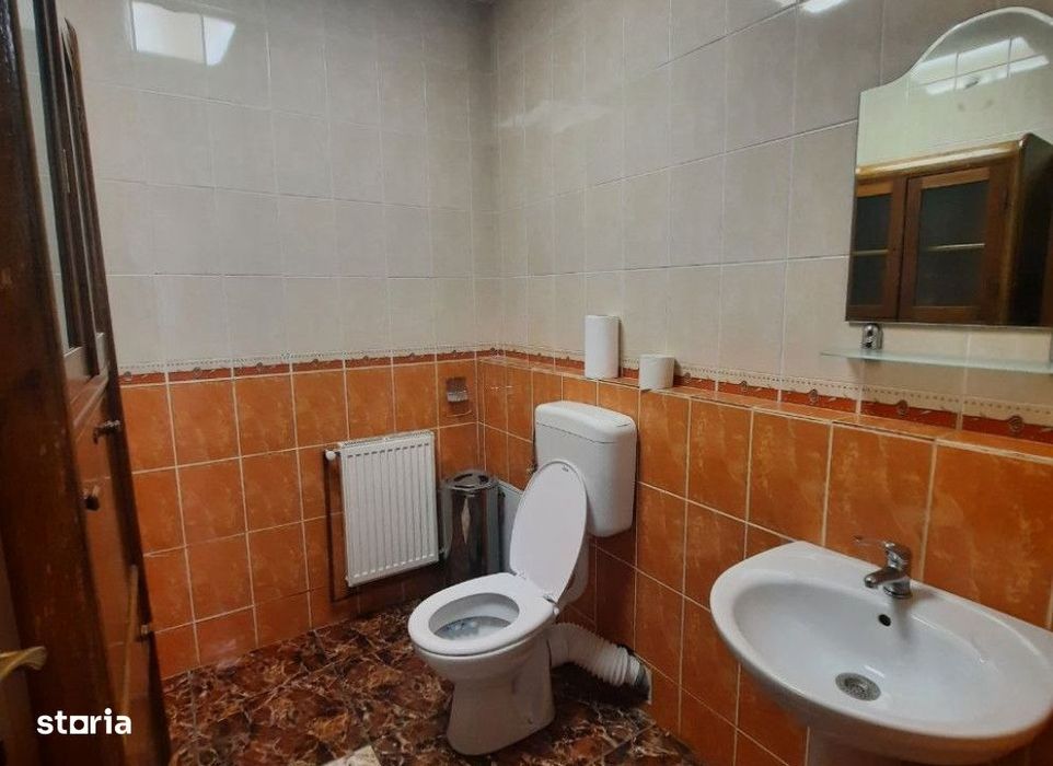 Spatiu comercial Central , 38 metri Cod:162578
