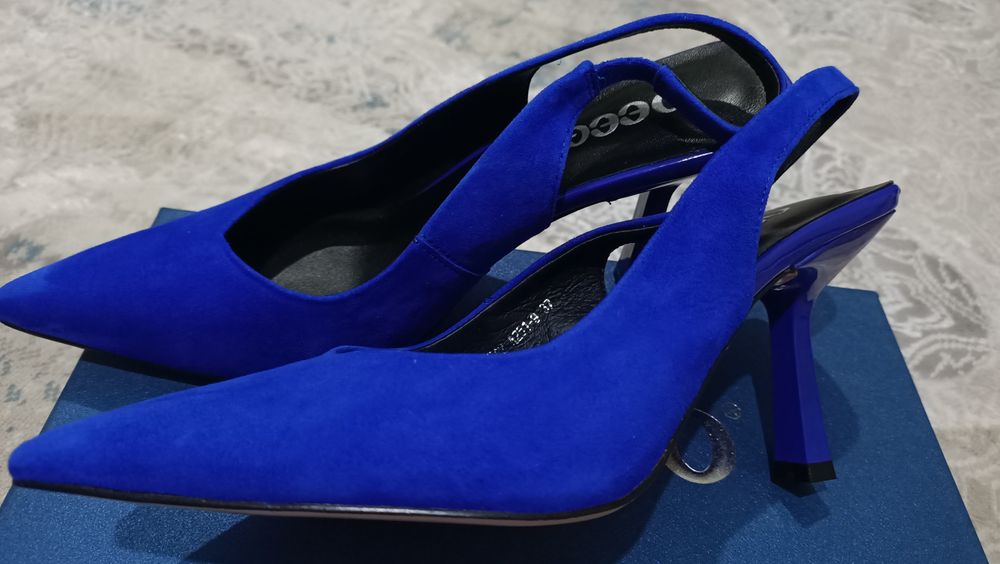 Продам элегантные слингбэки