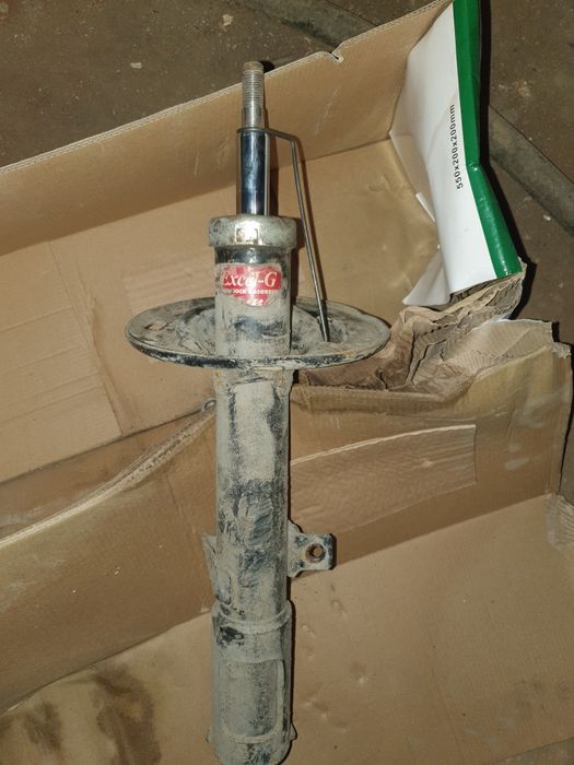 Продам амортизаторы