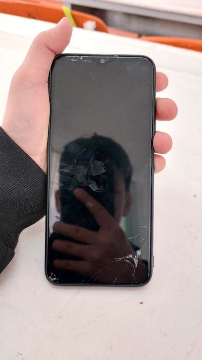 Самсунг а03s жаксы жагдайда