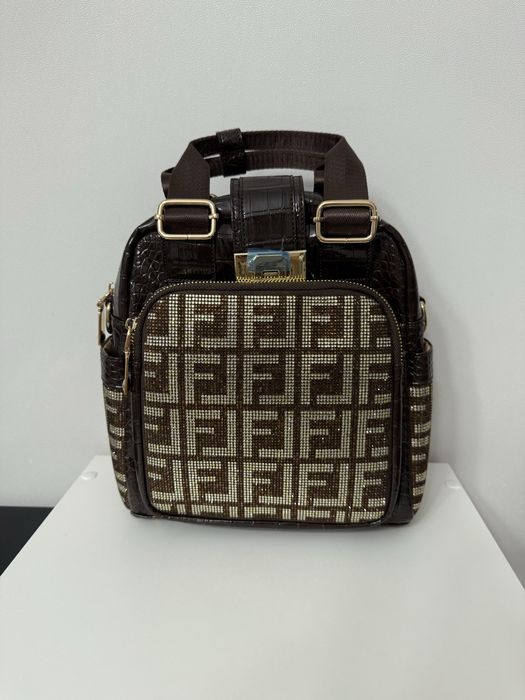 Продам кожаные сумки