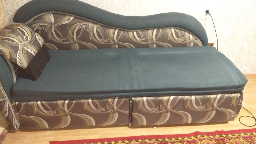 Продам тахту,продам.