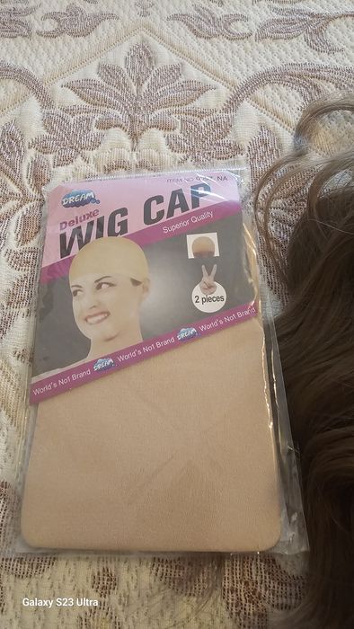 Peruca superba, nouă