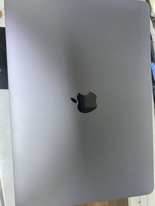MacBoock 2 Pro  ideal