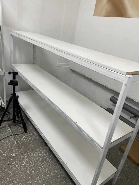 Ресепш, полки, полки