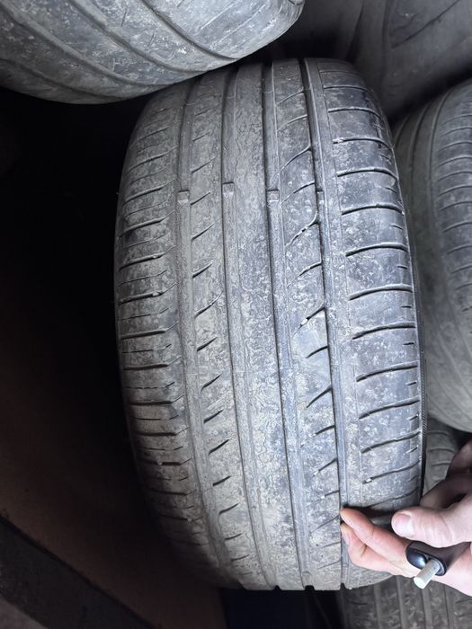 Продам резину на мерс на 18д