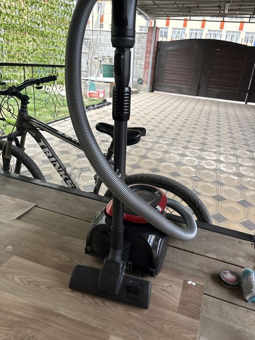 Пылесос бу,2025 года