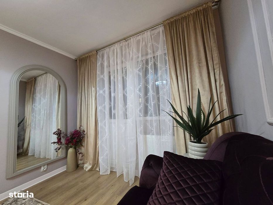 De vanzare apartament 2 camere, balcon,etaj intermediar,renovat,53500e