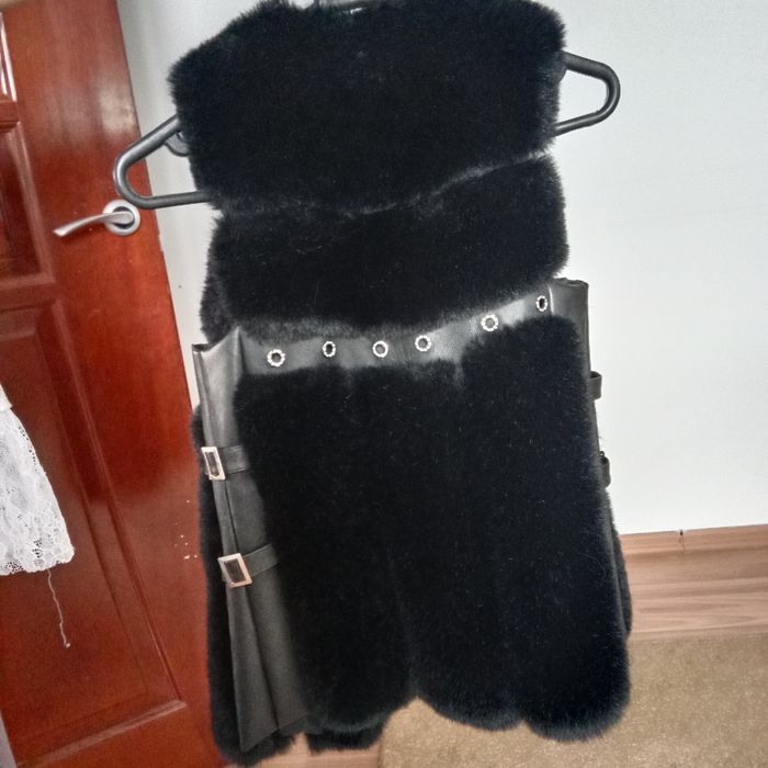 Продам безрукавку