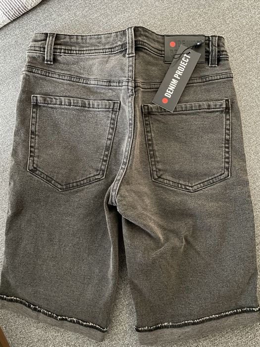 Три чифта мъжки къси панталони