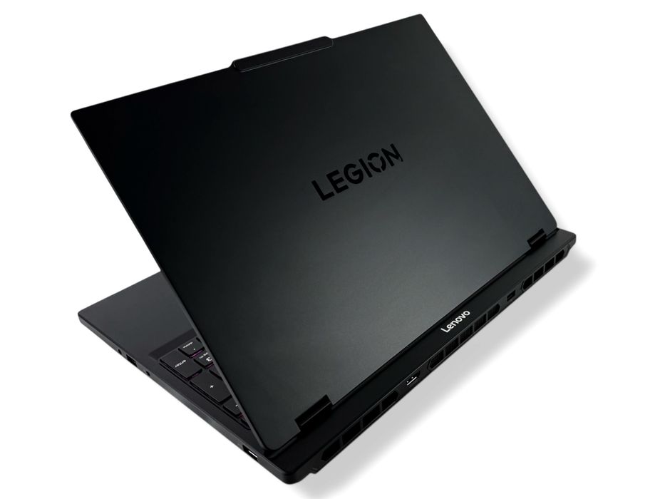 Lenovo Legion 5 15" OLED 165Hz i7-13650HX 32RAM 1TB SSD RTX 5060
