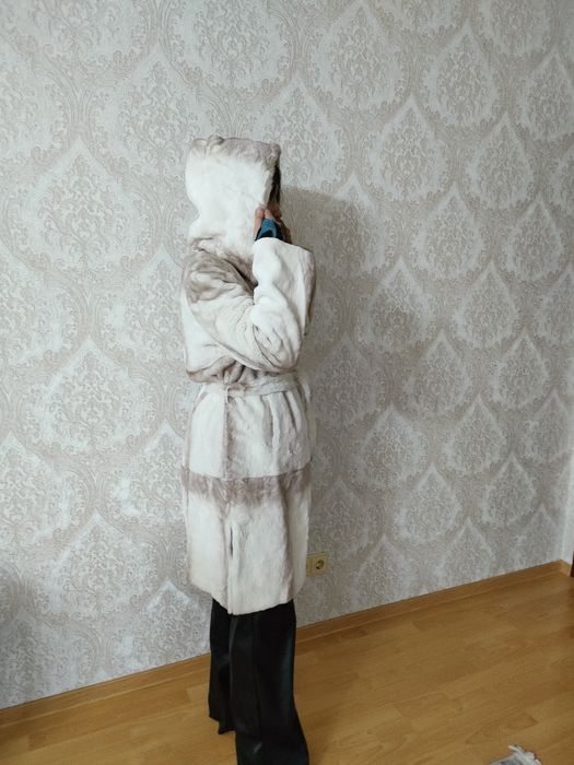 Шуба женская бобер норка.