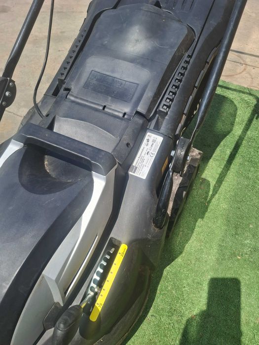 Електрическа косача