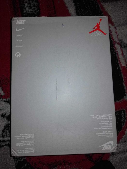 Air Jordan 4 Red Thunder