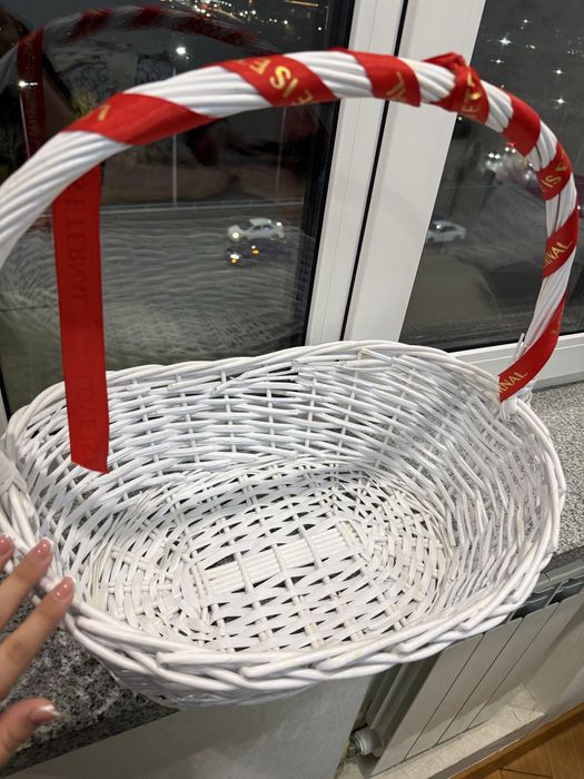 Корзина для празники